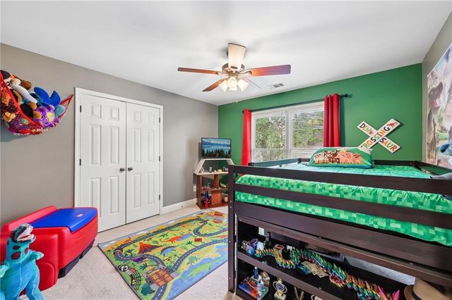 218 Lily Cove Drive, Loganville, GA 30052