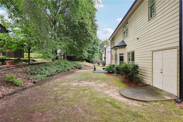 218 Lily Cove Drive, Loganville, GA 30052
