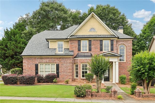 218 Lily Cove Drive, Loganville, GA 30052
