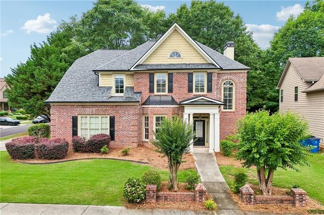 218 Lily Cove Drive, Loganville, GA 30052
