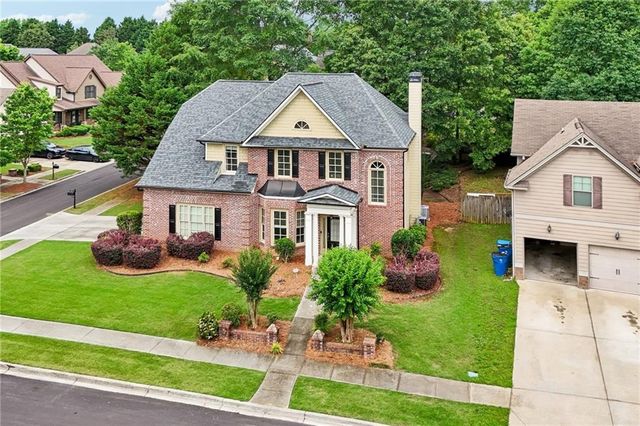 218 Lily Cove Drive, Loganville, GA 30052