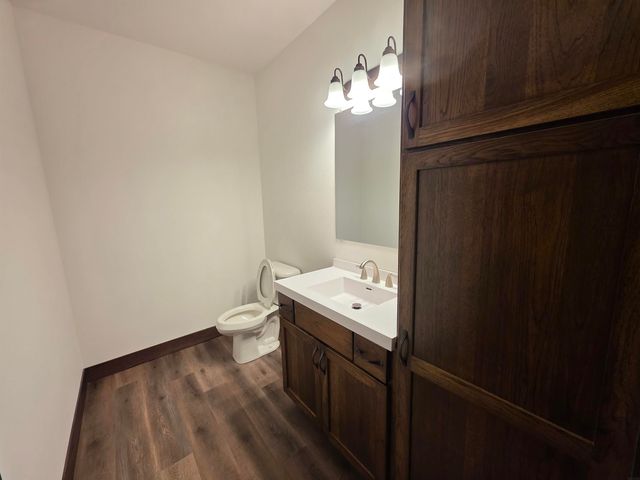 1013 Jerry Lane, Manchester, IA 52057