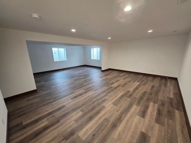 1013 Jerry Lane, Manchester, IA 52057