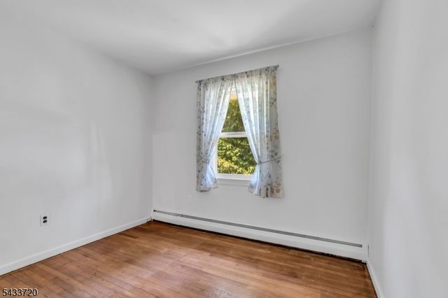 79 Dean Rd, Mendham Boro, NJ 07945