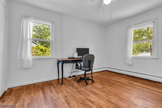 79 Dean Rd, Mendham Boro, NJ 07945