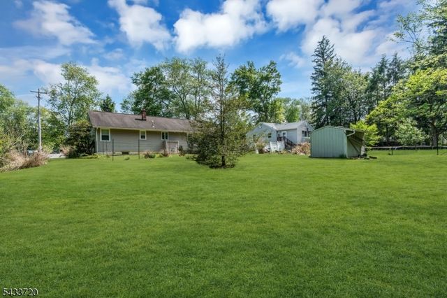 79 Dean Rd, Mendham Boro, NJ 07945