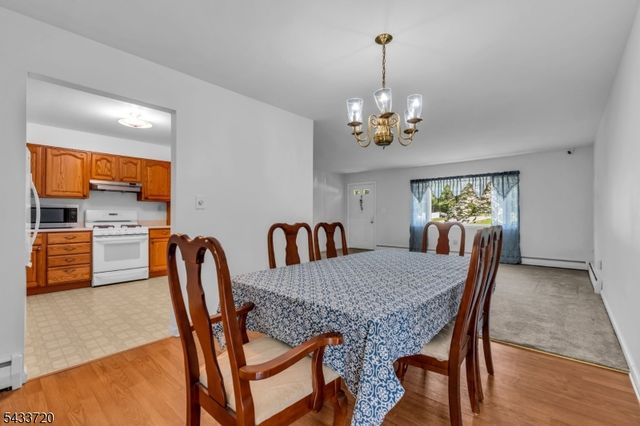 79 Dean Rd, Mendham Boro, NJ 07945