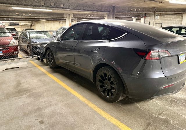 1740 Oak Avenue 409, Evanston, IL 60201