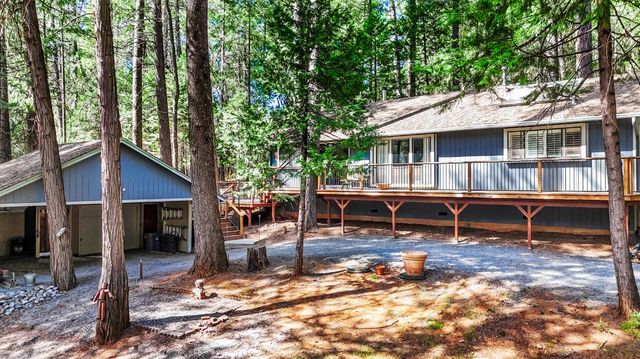 20515 Cedar View Ct, Foresthill, CA 95631