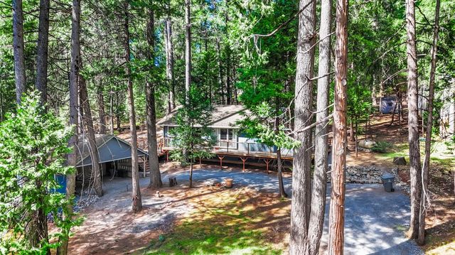 20515 Cedar View Ct, Foresthill, CA 95631