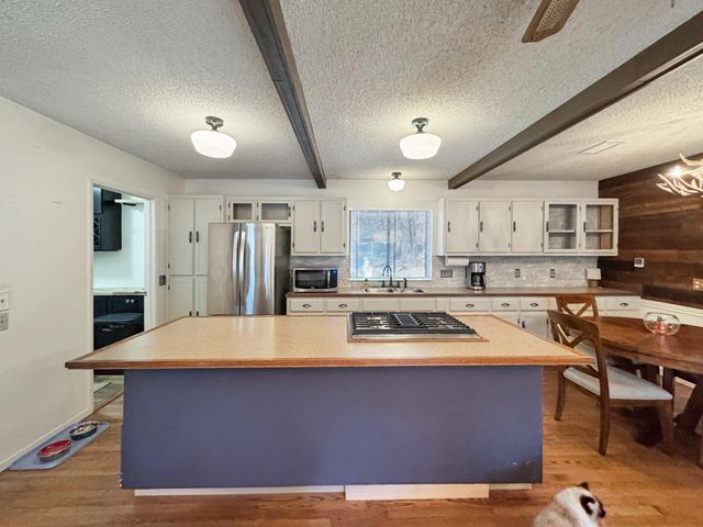 20515 Cedar View Ct, Foresthill, CA 95631