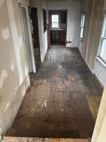 2928 Woodrow Avenue, Michigan City, IN 46360