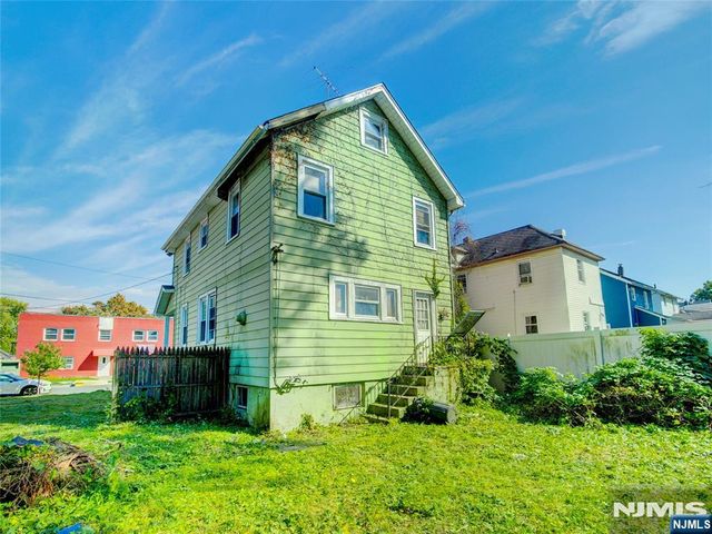 181 Berdan Place, Hackensack, NJ 07601