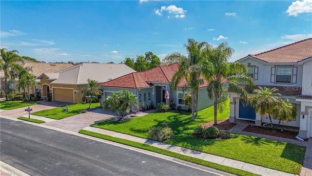2128 CAPE HEATHER CIRCLE, Cape Coral, FL 33991