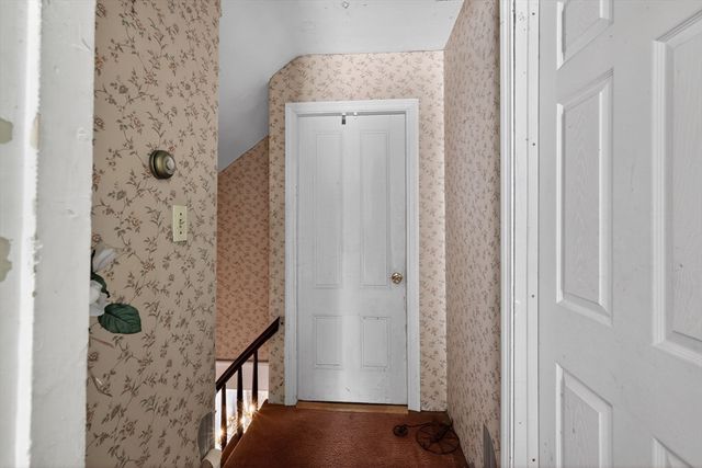 227 E Main St, Middleboro, MA 02346