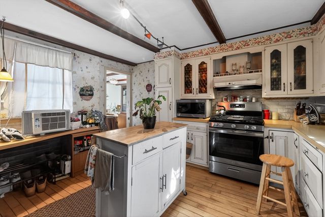 227 E Main St, Middleboro, MA 02346