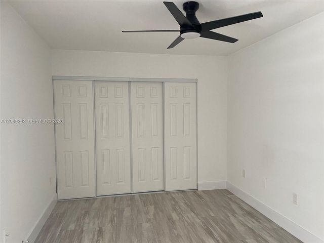 460 W Park Drive 207, Miami, FL 33172