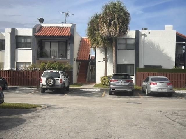460 W Park Drive 207, Miami, FL 33172