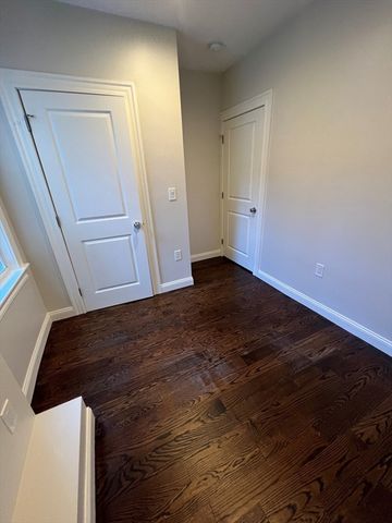 118 Dorchester Street 2, Boston, MA 02127