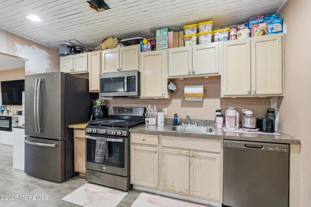 129 E Long Branch Avenue, Ocean Gate, NJ 08740