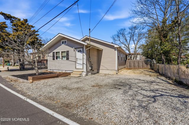 129 E Long Branch Avenue, Ocean Gate, NJ 08740