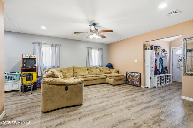 129 E Long Branch Avenue, Ocean Gate, NJ 08740