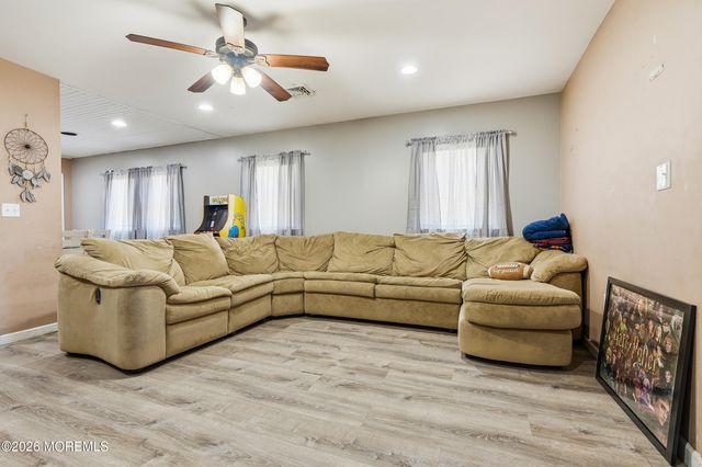 129 E Long Branch Avenue, Ocean Gate, NJ 08740