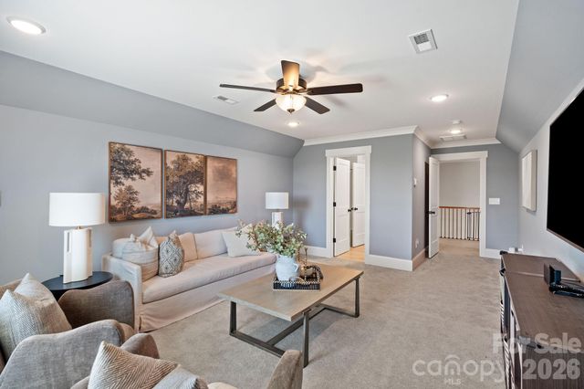 7412 Kingsley Place, Stokesdale, NC 27357