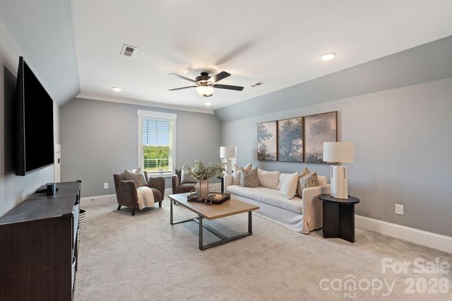 7412 Kingsley Place, Stokesdale, NC 27357