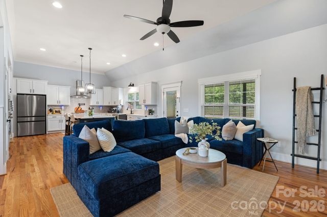 7412 Kingsley Place, Stokesdale, NC 27357