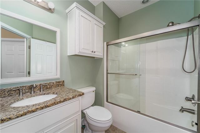 6656 Pine Ridge Circle, Blackshear, GA 31516