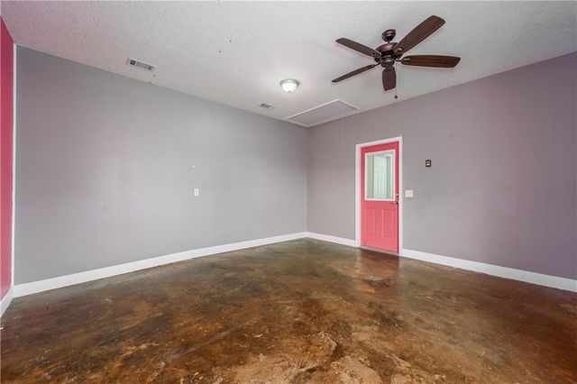 6656 Pine Ridge Circle, Blackshear, GA 31516