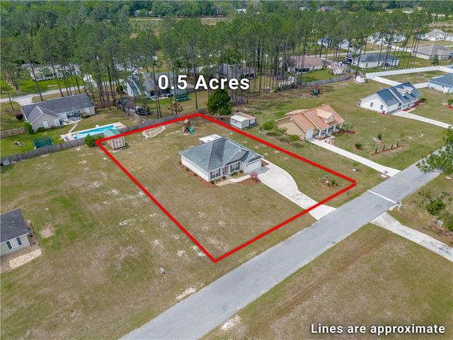 6656 Pine Ridge Circle, Blackshear, GA 31516