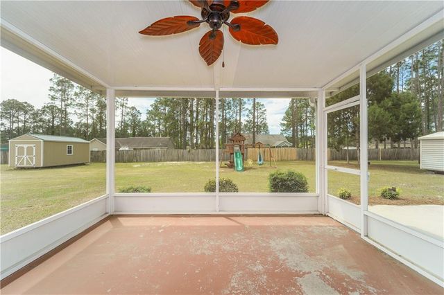 6656 Pine Ridge Circle, Blackshear, GA 31516