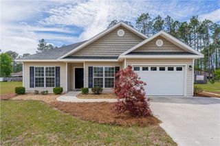6656 Pine Ridge Circle, Blackshear, GA 31516