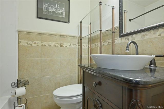 204 Millard Avenue 204, West Babylon, NY 11704