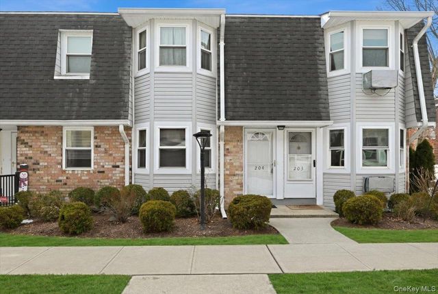 204 Millard Avenue 204, West Babylon, NY 11704