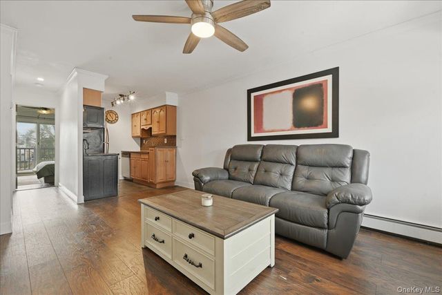 204 Millard Avenue 204, West Babylon, NY 11704