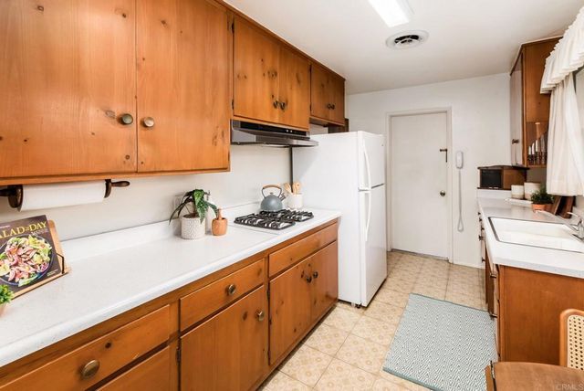 13428 Standish Drive, Poway, CA 92064