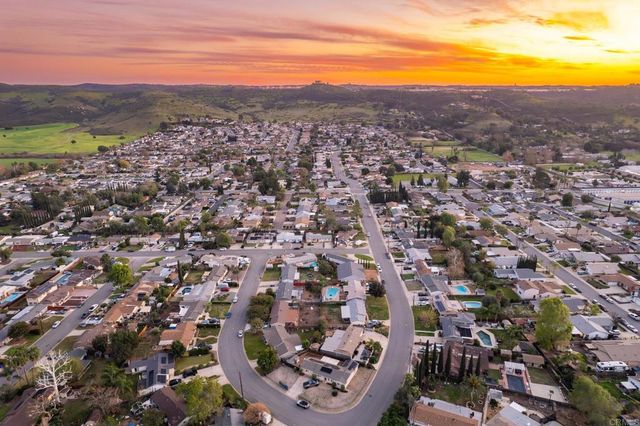 13428 Standish Drive, Poway, CA 92064