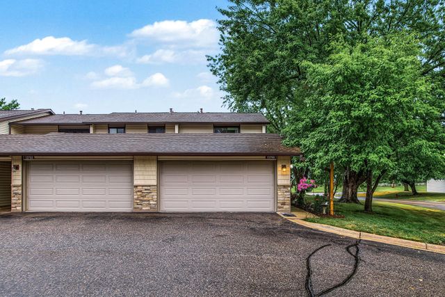 13769 Heather Hills Drive, Burnsville, MN 55337