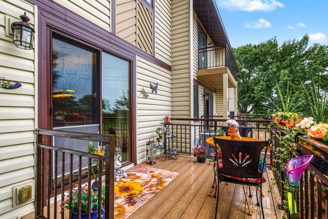 13769 Heather Hills Drive, Burnsville, MN 55337