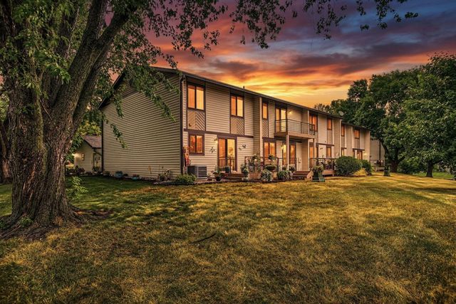 13769 Heather Hills Drive, Burnsville, MN 55337