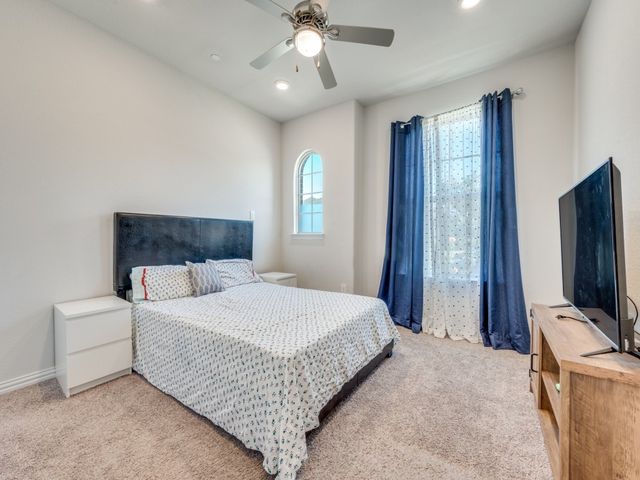 2094 Creekbluff Circle, Lewisville, TX 75010