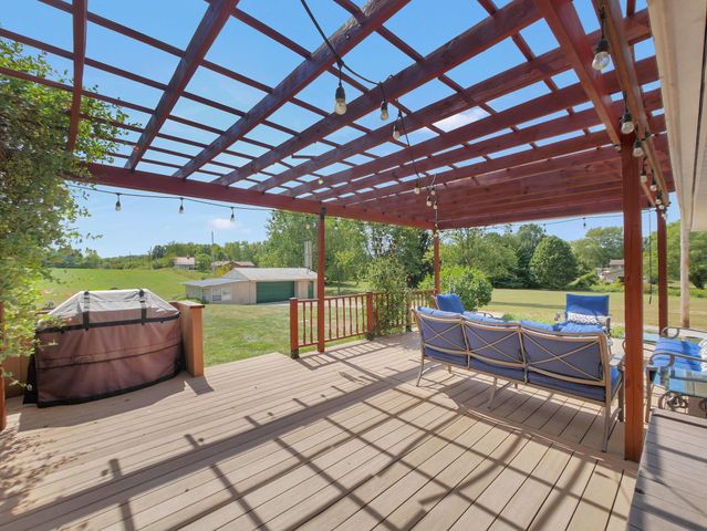 3412 Creek Road, Sunbury, OH 43074