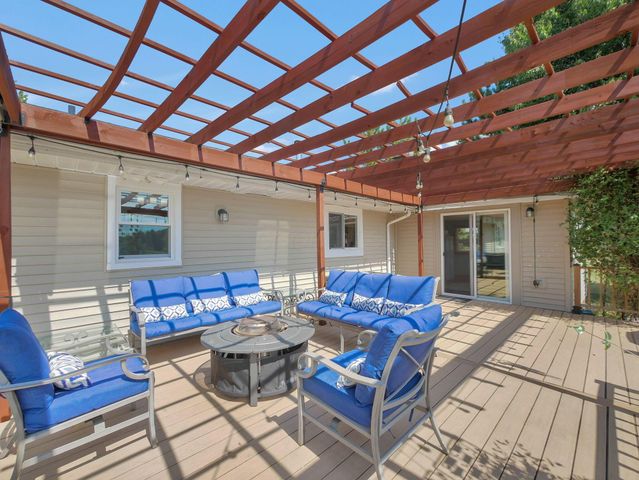 3412 Creek Road, Sunbury, OH 43074