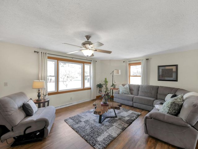 3412 Creek Road, Sunbury, OH 43074