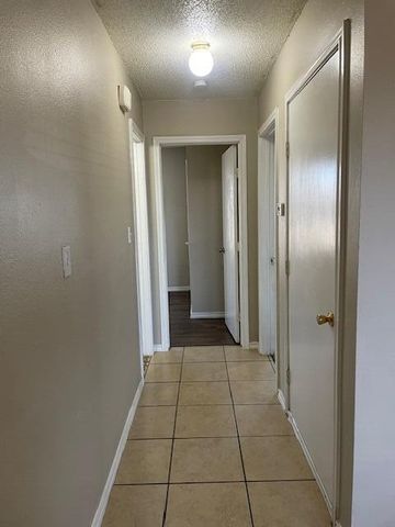 304 81st Street, UNIT 1, Lubbock, TX 79404