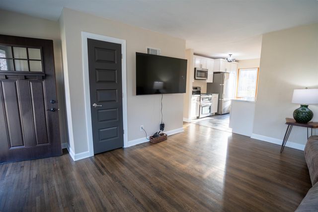 2804 Sunny Lane, Cedar Falls, IA 50613