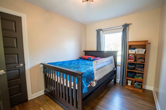 2804 Sunny Lane, Cedar Falls, IA 50613